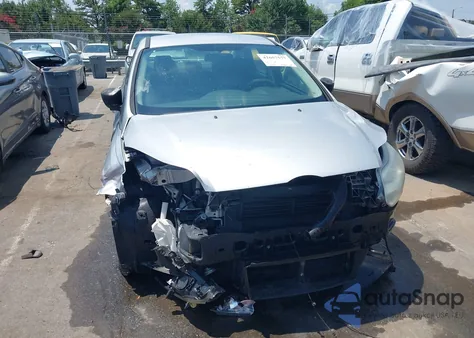 2012 Ford Focus Se z USA, uszkodzony, nr VIN 1FAHP3F22CL460598